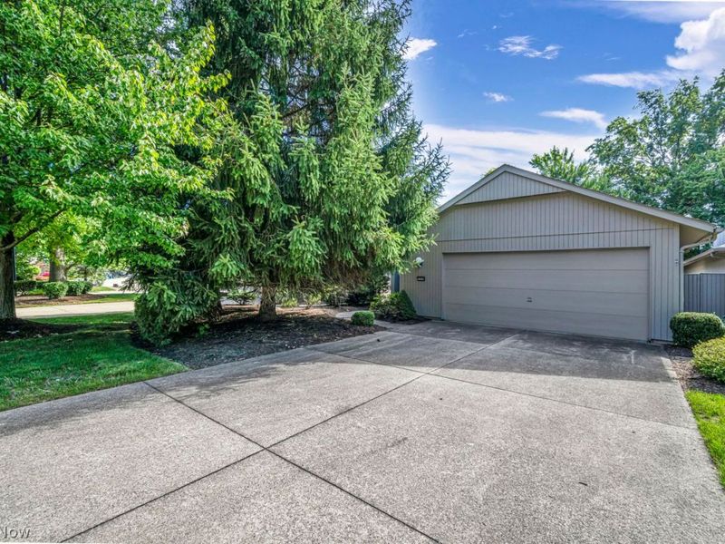 12599 Doria Court, Strongsville, OH 44149 Photo 3