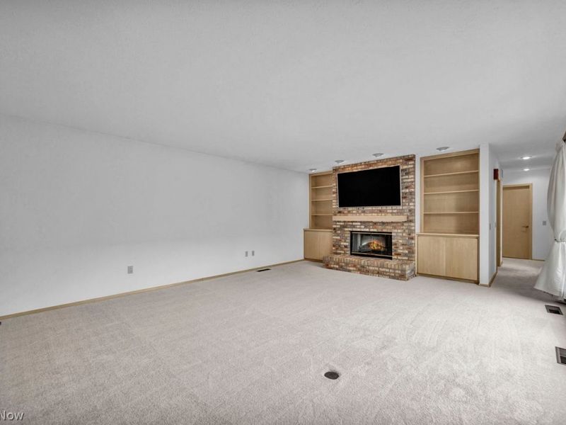 12599 Doria Court, Strongsville, OH 44149 Photo 8