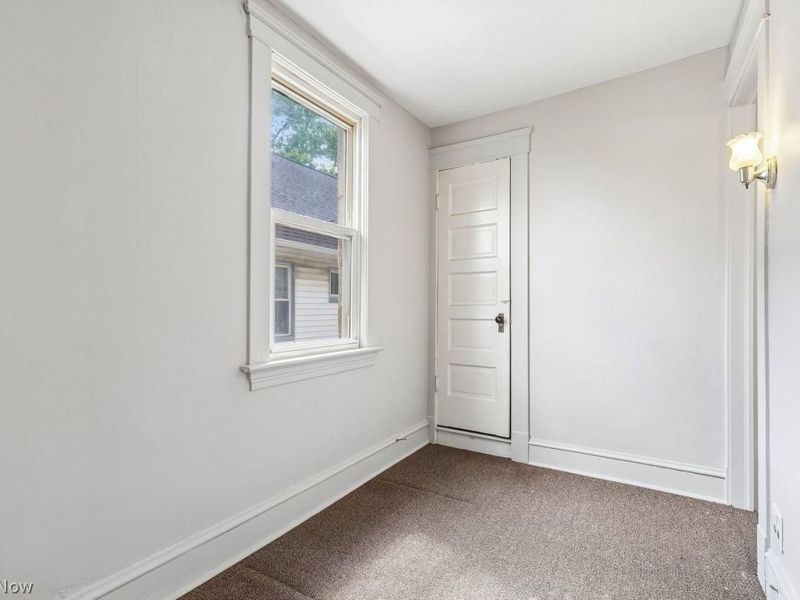 4302 Woburn Avenue, Cleveland, OH 44109 Photo 26