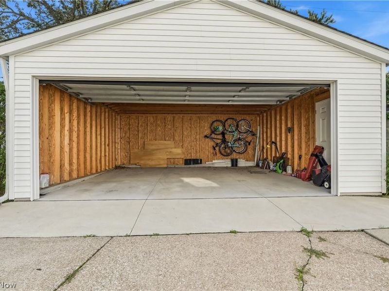 2095 Chesterland Avenue , Lakewood, OH 44107 Photo 44