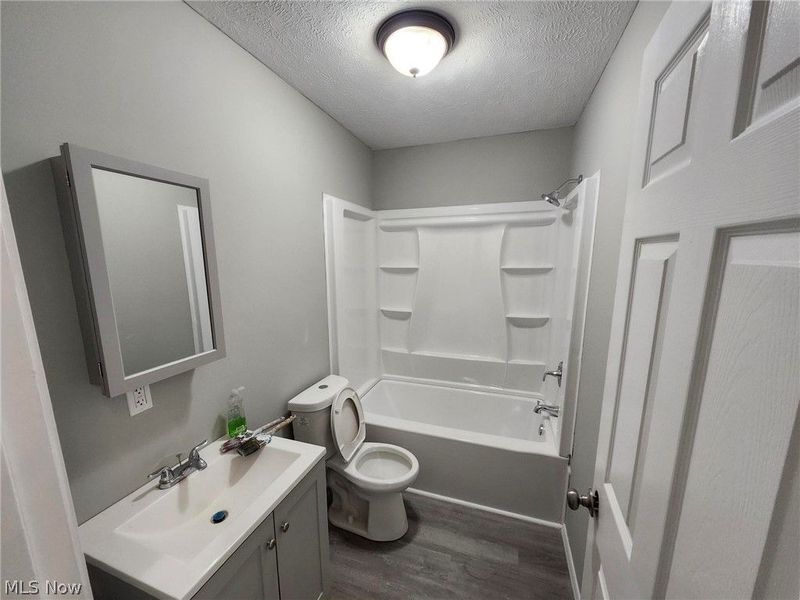 1884 E 81st Street, Cleveland, OH 44103 Photo 12