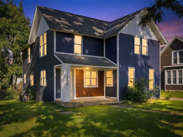 1000 9th Street , Marion, IA 52302