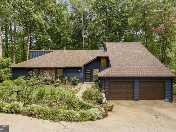 1115 Lake Drive, Roswell, GA 30075