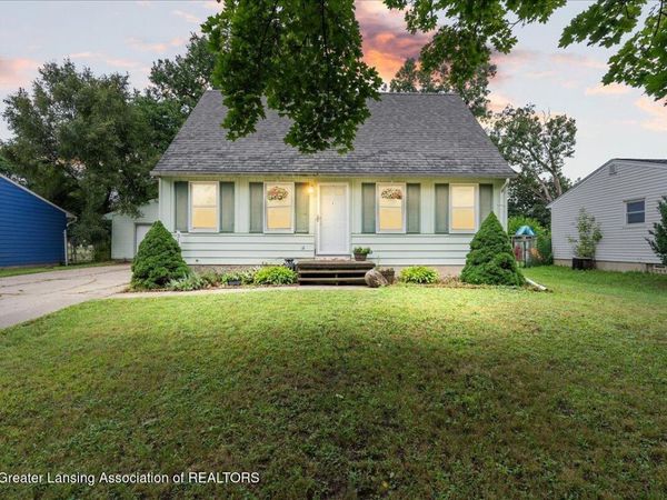 3117 Arcadia Drive, Lansing, MI 48906