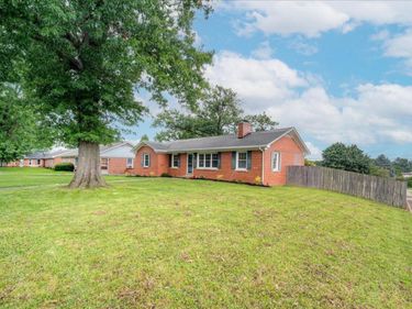 501 Nottaway Drive, Nicholasville, KY 40356