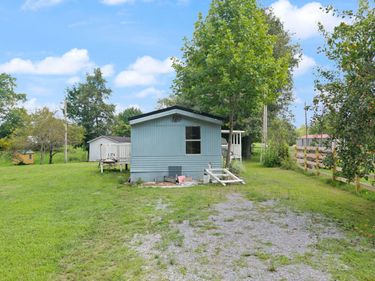 270 Hensley Road, East Bernstadt, KY 40729