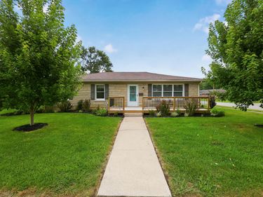 627 Greenbriar Drive, Harrodsburg, KY 40330