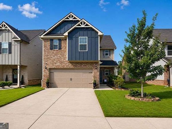 2032 Bridgewater Pass, Hampton, GA 30228