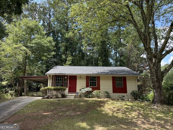 6177 Crestview Lane, Forest Park, GA 30297