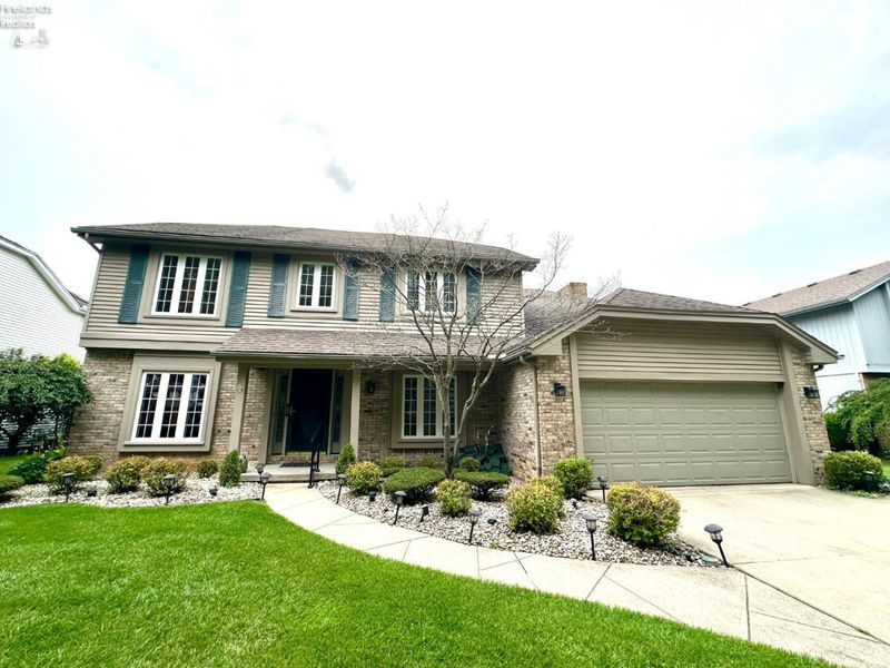 5123 Summer Dr, Sylvania, OH 43560 Photo 1