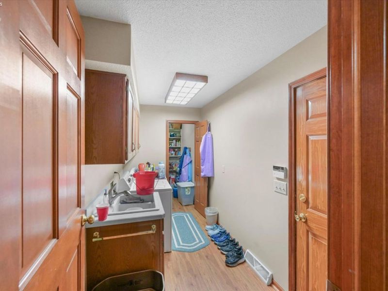 5123 Summer Dr, Sylvania, OH 43560 Photo 18