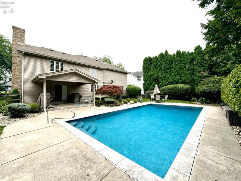5123 Summer Dr, Sylvania, OH 43560 Photo 4