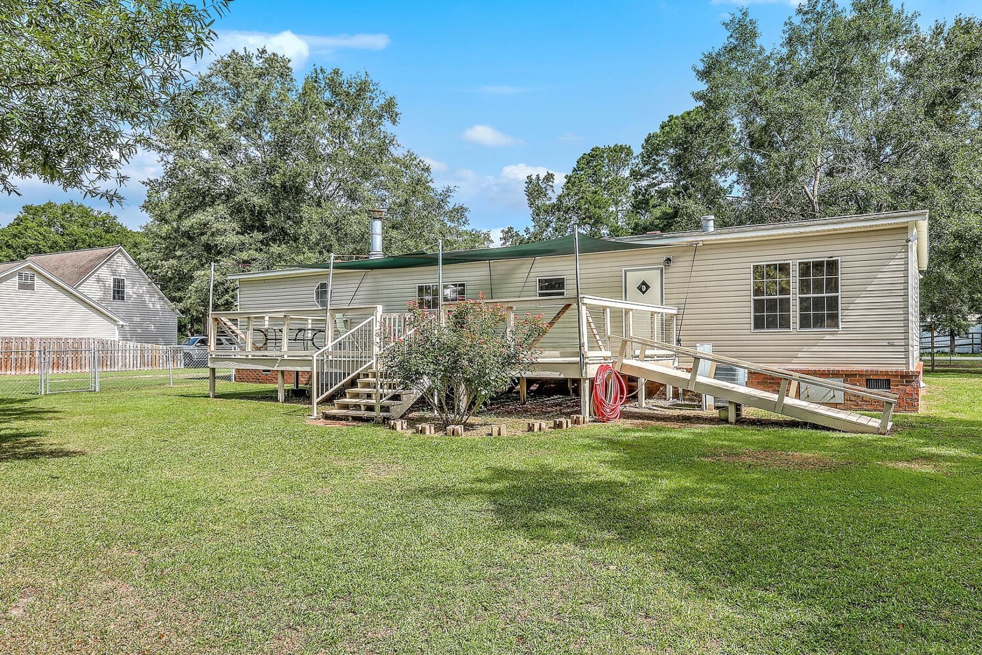 193 W Turner Street Photo 5