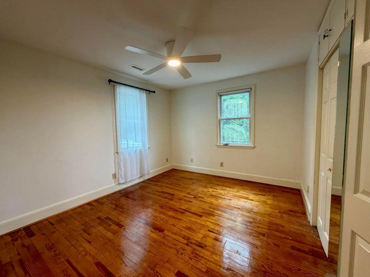 3 26th Avenue Photo 14