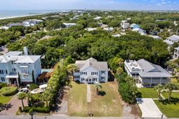 3 26th Avenue photo 4