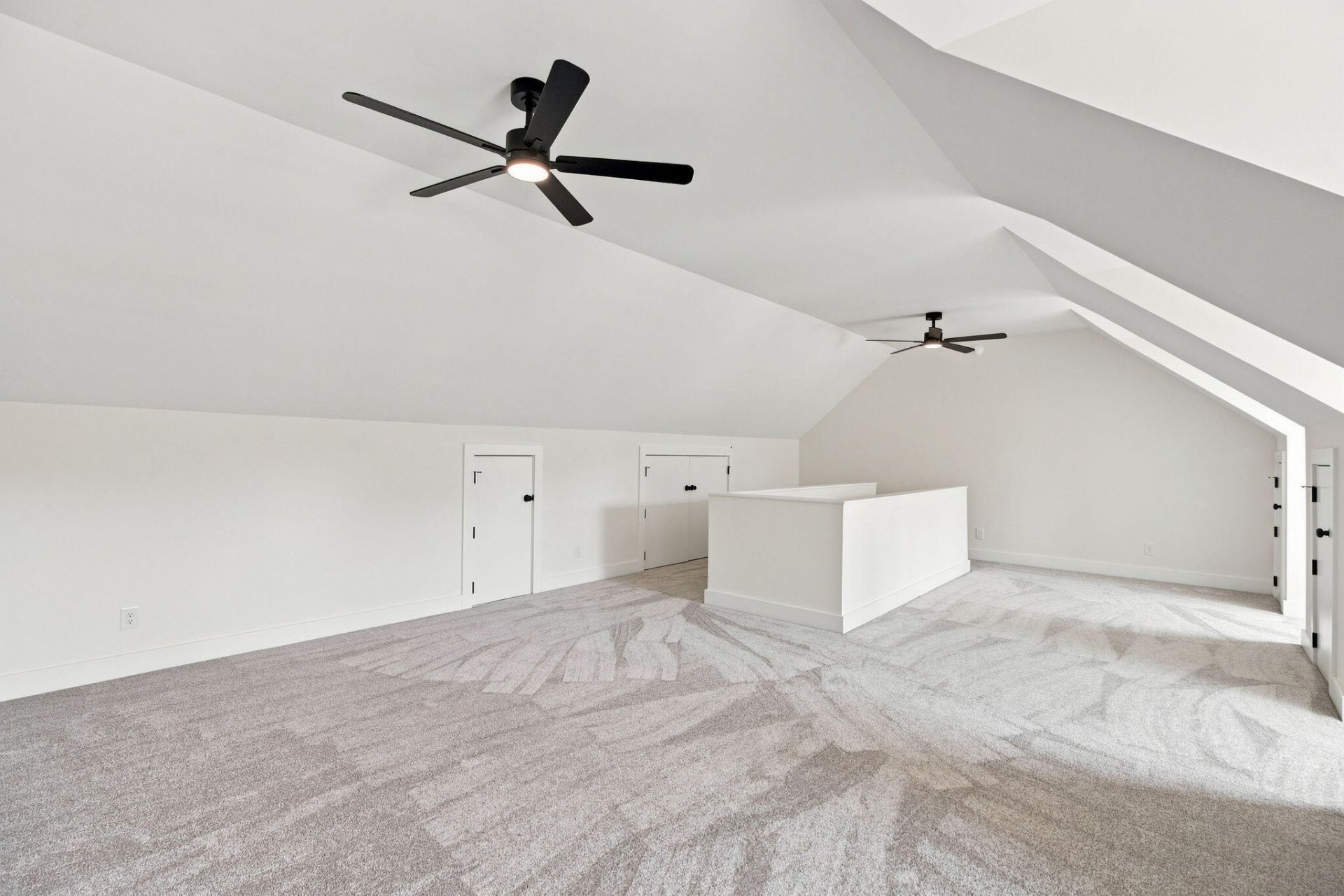 141 Dominion Court Photo 41