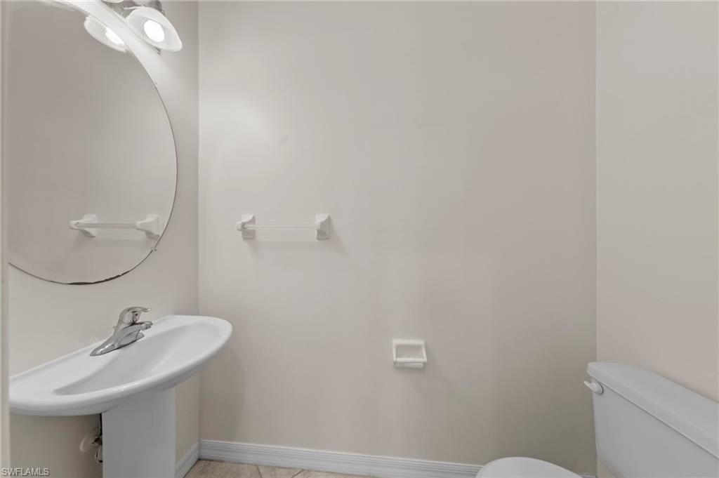 8451 Village Edge Cir , Unit 1, Fort Myers, FL 33919 Photo