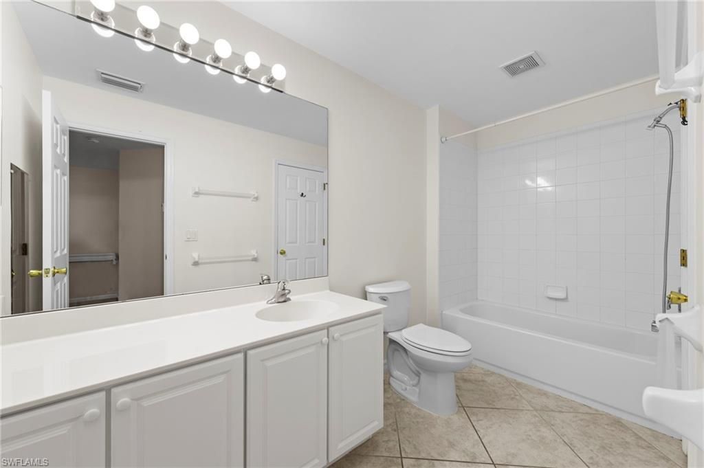 8451 Village Edge Cir , Unit 1, Fort Myers, FL 33919 Photo