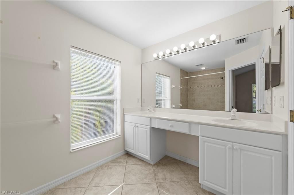 8451 Village Edge Cir , Unit 1, Fort Myers, FL 33919 Photo
