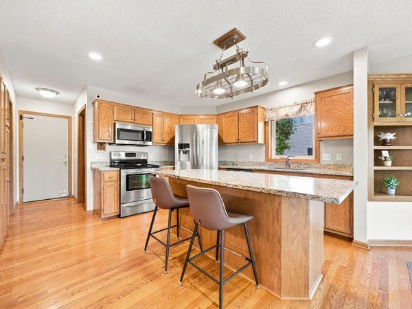 18824 Excalibur Trail, Farmington, MN 55024