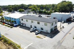 1801 Reynolds Avenue photo 4