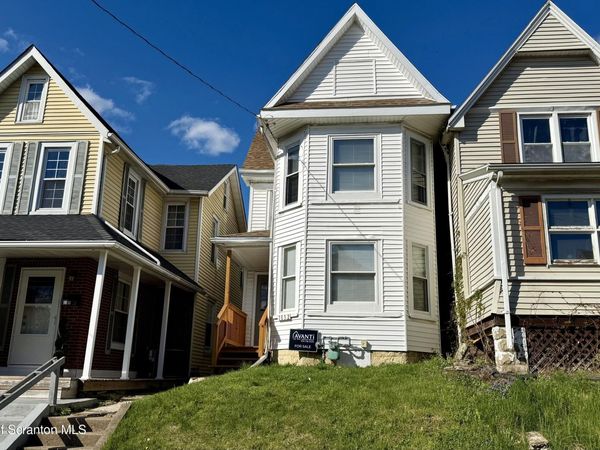 1032 Chestnut Street , Sunbury, PA 17801