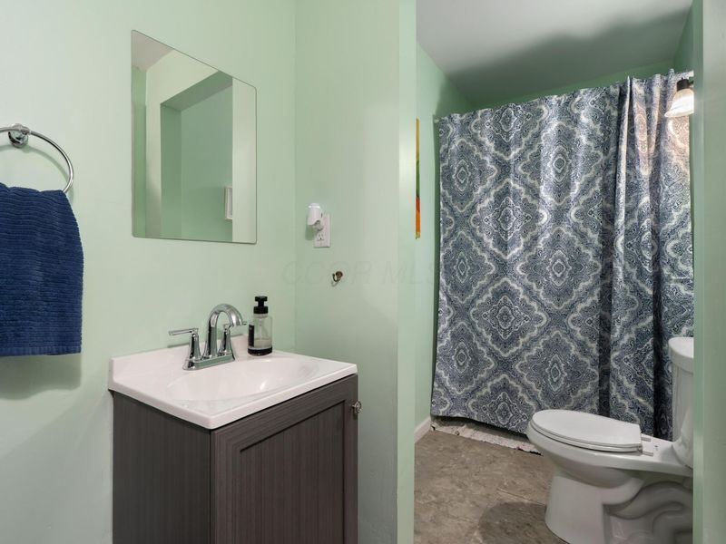 426 N High Street , Lancaster, OH 43130 Photo 16