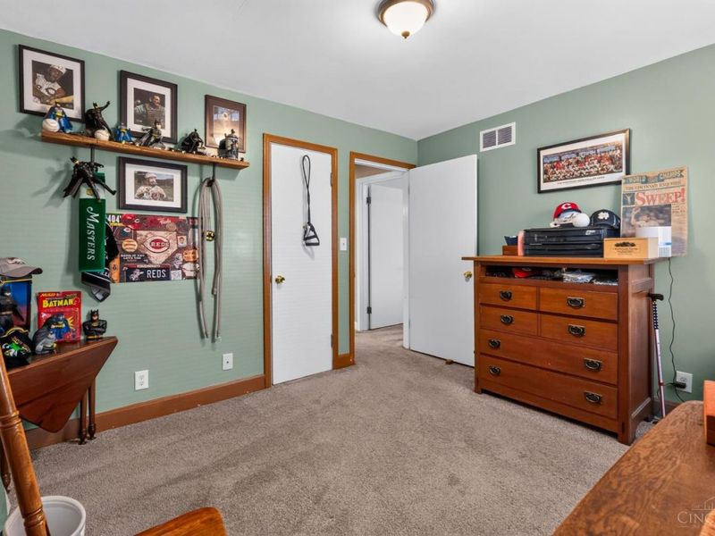 2317 Section Road, Amberley, OH 45237 Photo 10