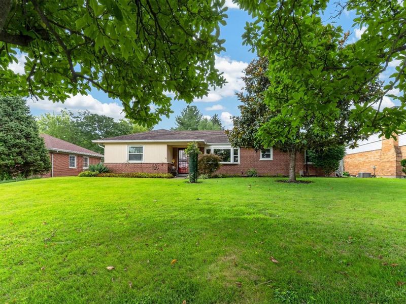 2317 Section Road, Amberley, OH 45237 Photo 2