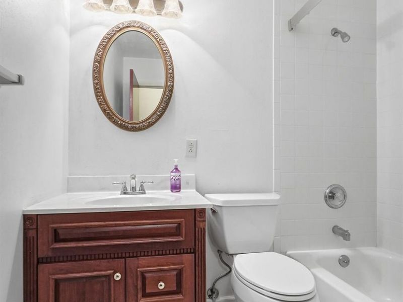 890 Summerfield Lane, Springdale, OH 45240 Photo 23