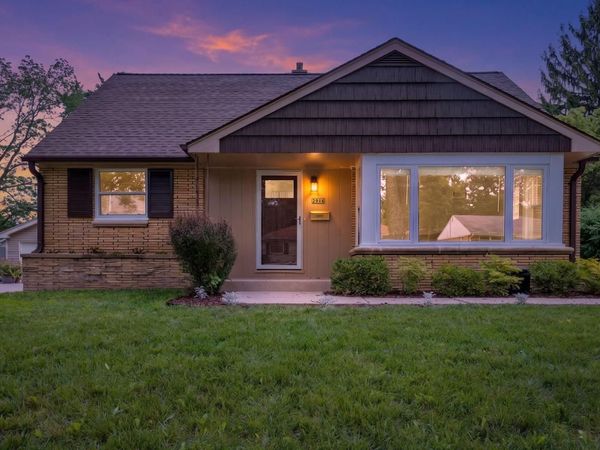 2916 S 104th STREET, West Allis, WI 53227