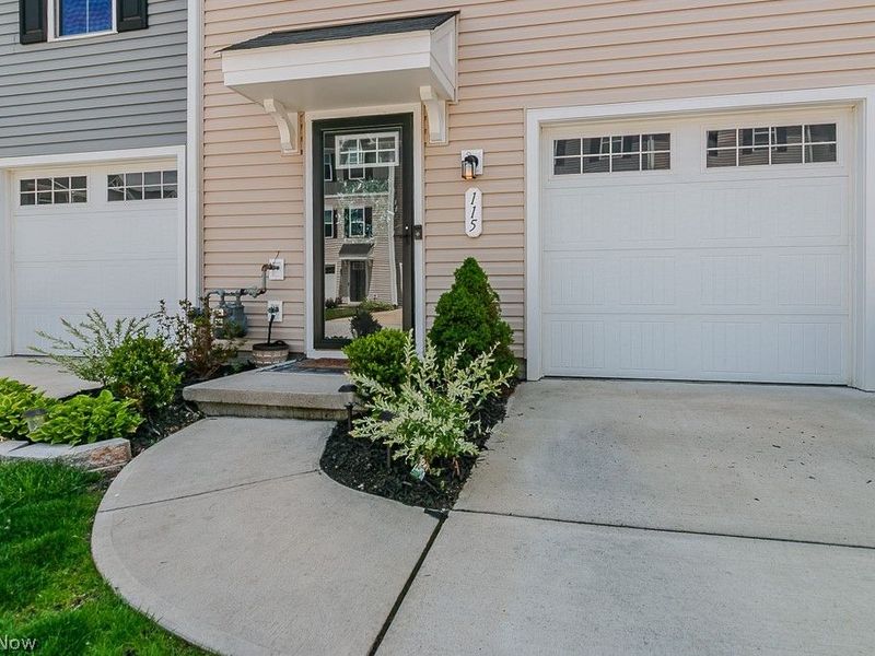 115 Palm Court , Painesville Township, OH 44077 Photo 2