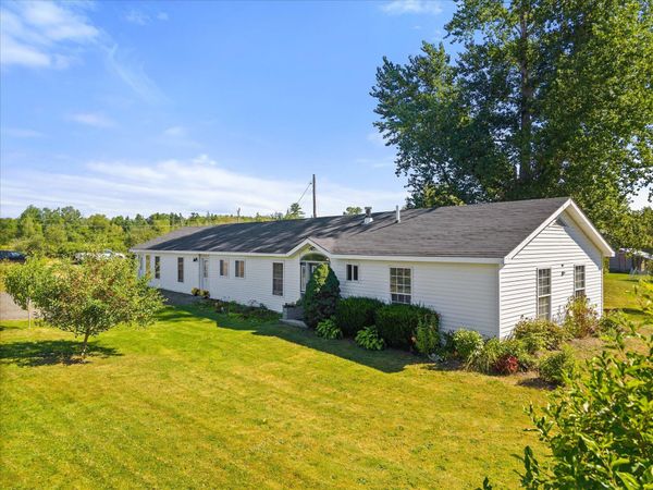 74 Tate , Corinth, ME 04427