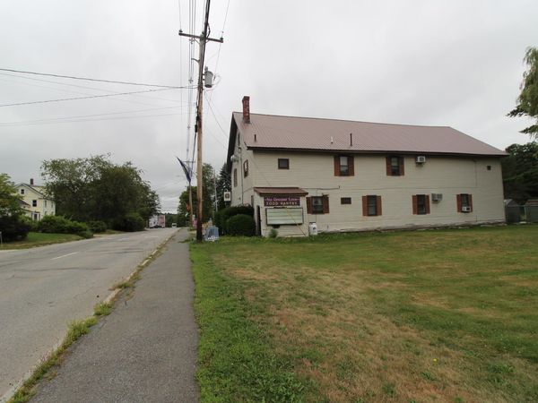 34 Field Street , Belfast, ME 04915