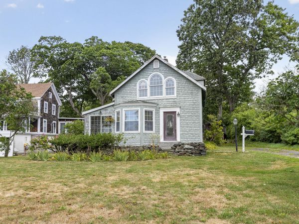 2 Roberts Lane , Cape Elizabeth, ME 04107