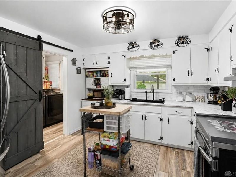 3351 Glen Helen Road, Dayton, OH 45406 Photo 4