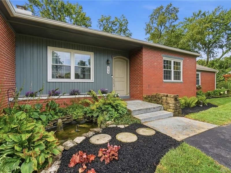 679 Meadowview Drive, Washington Township, OH 45459 Photo 6