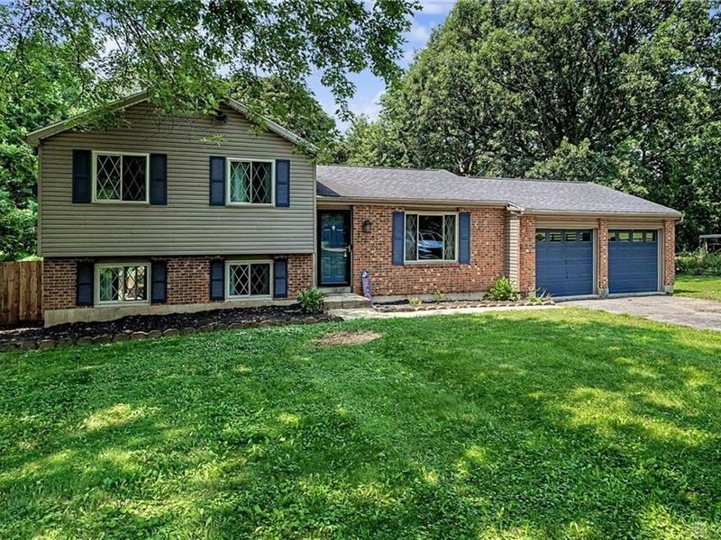 5615 Little Sugar Creek Road, Bellbrook, OH 45440 Photo 3