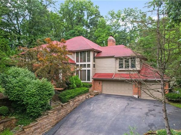 6250 Wooden Shoe Lane, Dayton, OH 45459