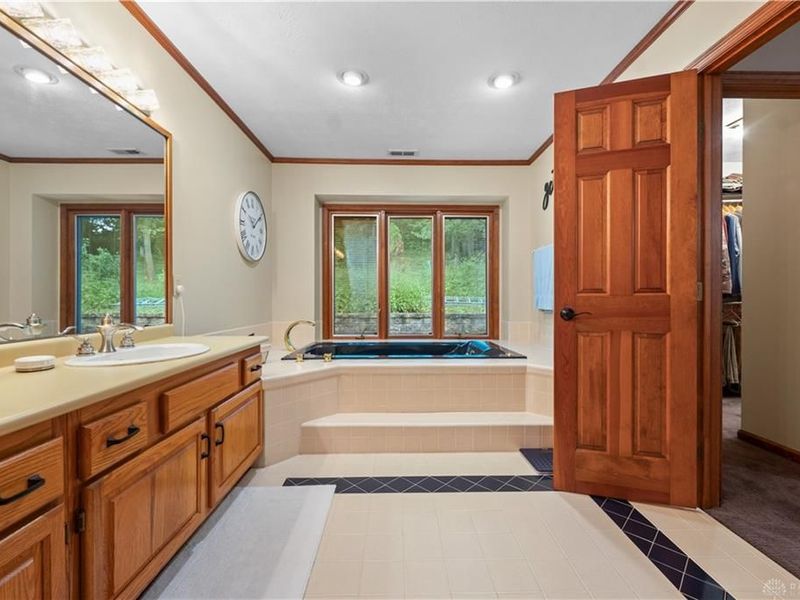 6250 Wooden Shoe Lane, Dayton, OH 45459 Photo 29