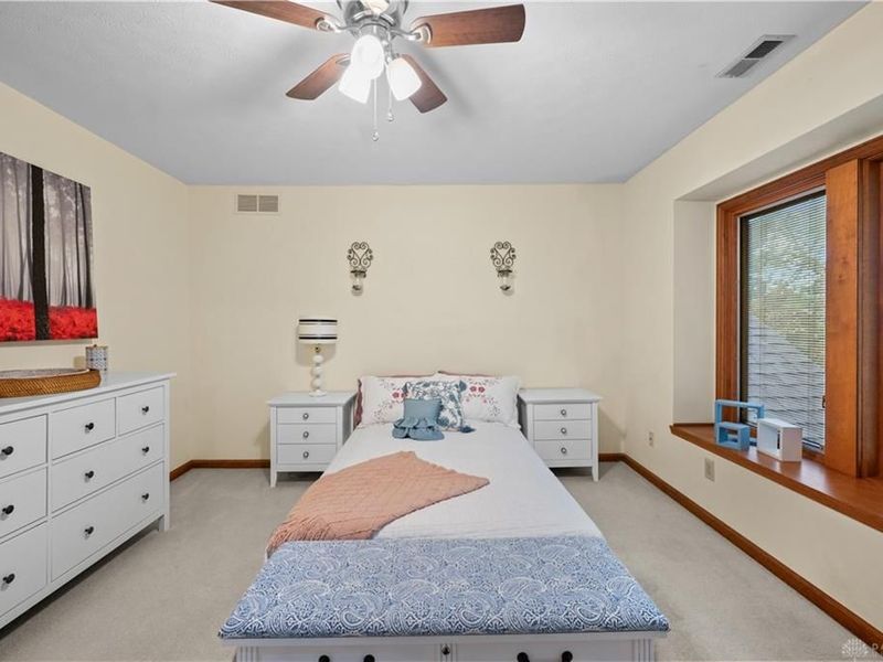6250 Wooden Shoe Lane, Dayton, OH 45459 Photo 32