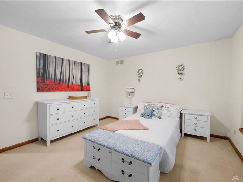 6250 Wooden Shoe Lane, Dayton, OH 45459 Photo 33