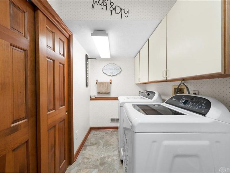 6250 Wooden Shoe Lane, Dayton, OH 45459 Photo 48