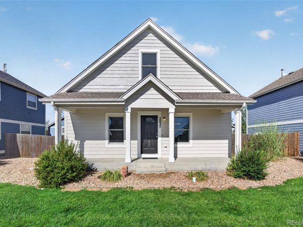 2837 Rose Hill Street , Strasburg, CO 80136