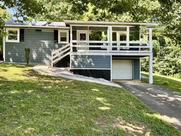1124 Hixon Avenue, Greeneville, TN 37743