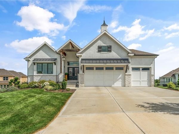 2428 W 177th Street, Overland Park, KS 66085