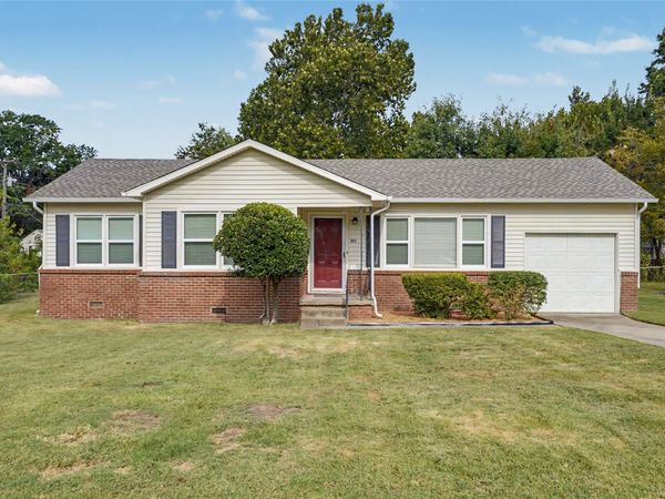 2832 S Richmond Avenue, Tulsa, OK 74114