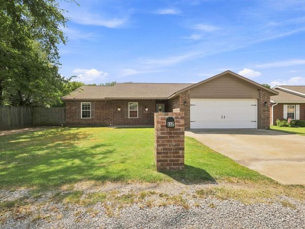 112 Elmwood Avenue , Adair, OK 74330