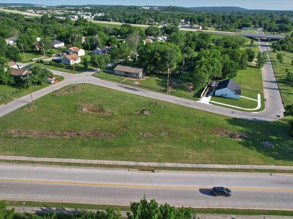 2715 N Kenosha Avenue , Tulsa, OK 74106
