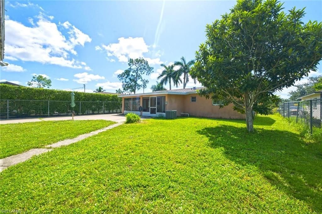 5449 Hardee St, Naples, FL 34113 Photo